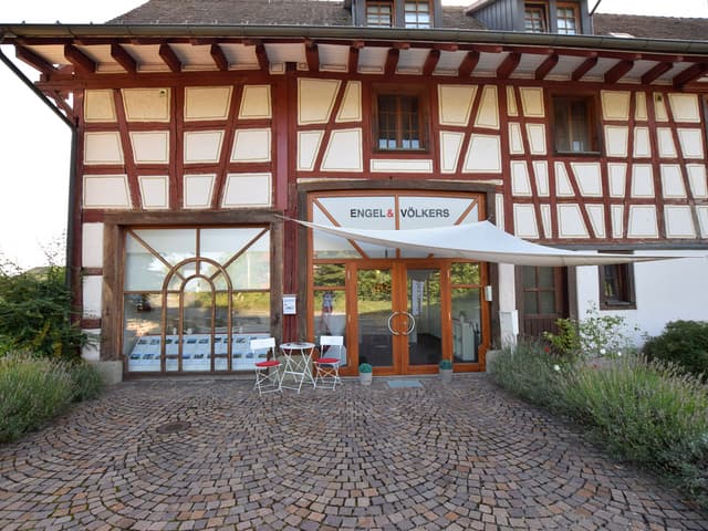 shop image