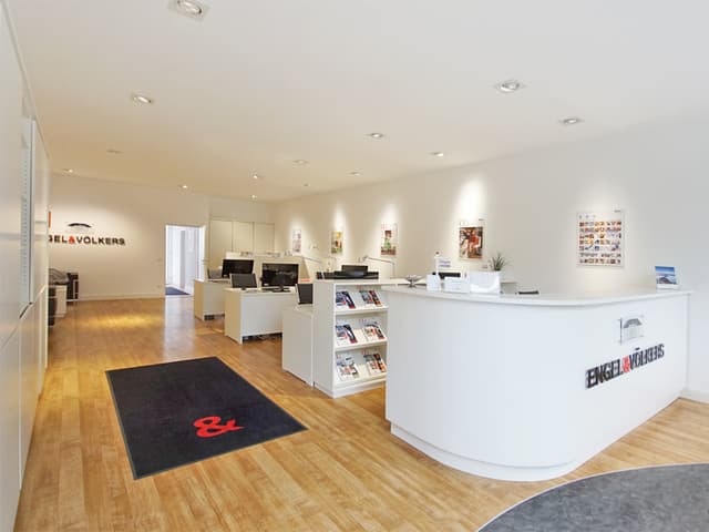 shop image